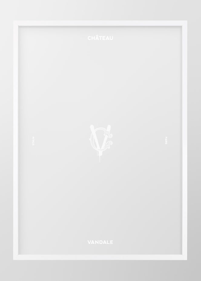 MINIMALIST WHITE